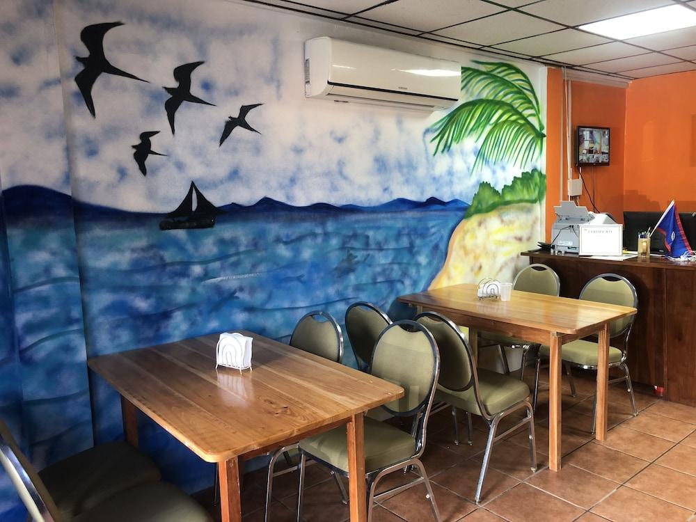 The Bakadeer Inn Belize City Exteriér fotografie
